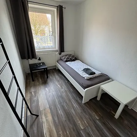 Ruhige 3-zimmerwohnung Im Norden Bremens Fuer Monteure Und Geschaeftsreisende Pm 33 Eg * Brema
