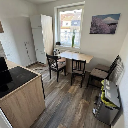 Ruhige 3-zimmerwohnung Im Norden Bremens Fuer Monteure Und Geschaeftsreisende Pm 33 Eg Βρέμη